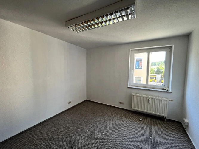 Innenansicht Büro und Lager