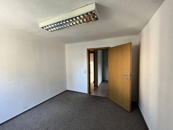 Innenansicht Büro und Lager