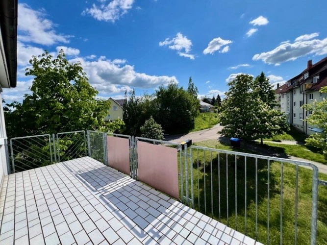großer Südbalkon