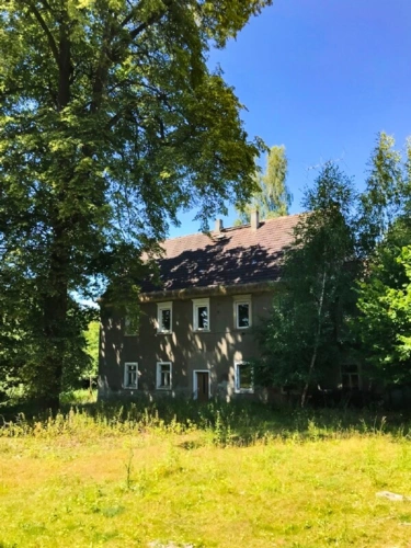 Mehrfamilienhaus West