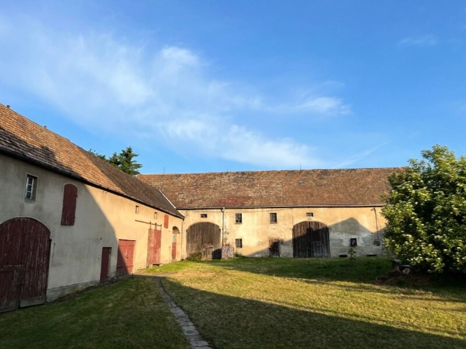 Hofansicht vom Hauseingang