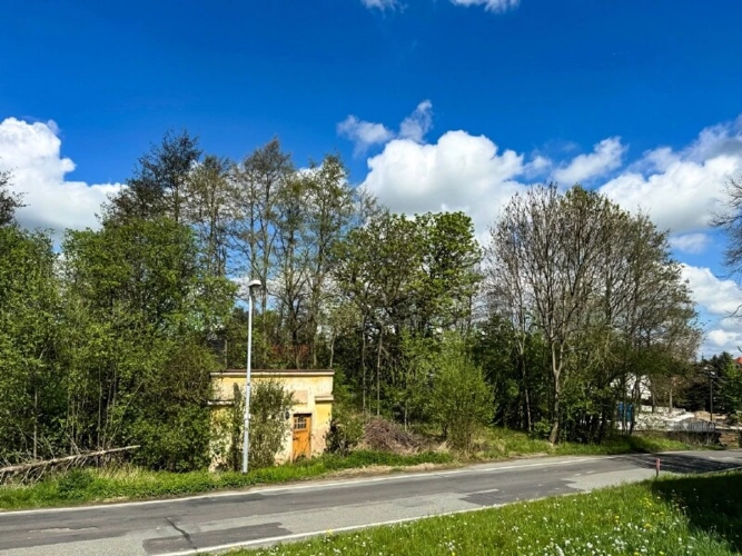 Grundstück von Süd