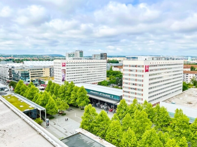Blick von Terrasse nach Süd-Westen