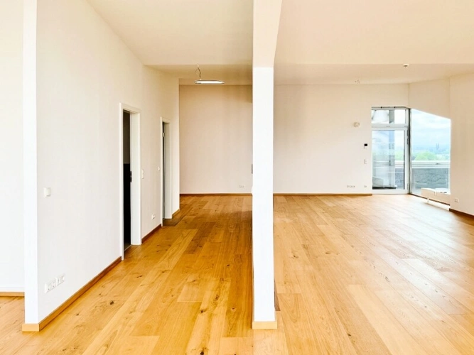 Wohnen - Blick zur Eingangstür