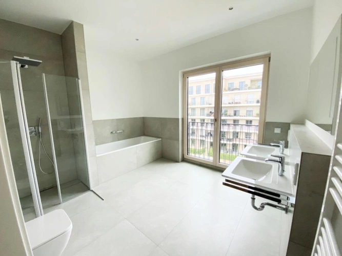 Beispiel Bad mit Badewanne