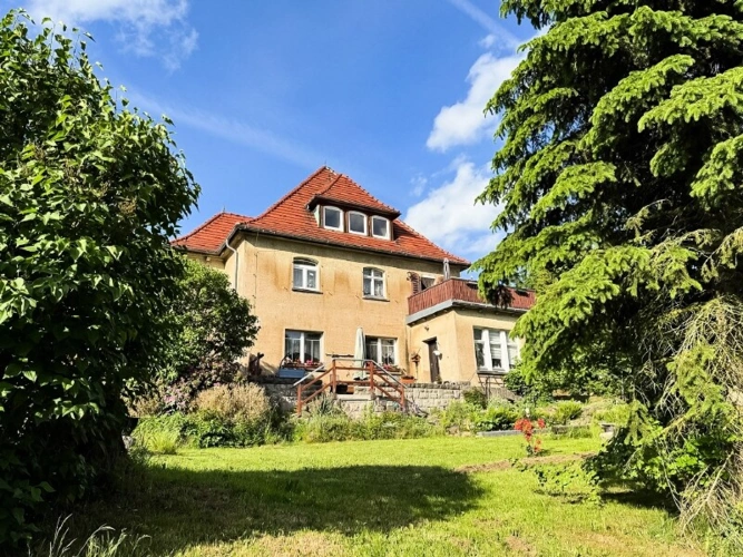 MFH von Südwest