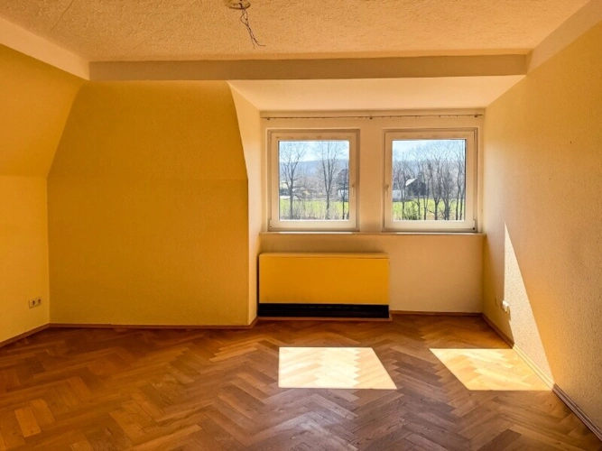 Wohnen im DG (1)