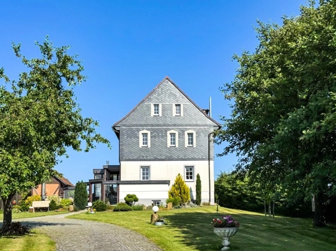 Zugang zum Fachwerkhaus (1)