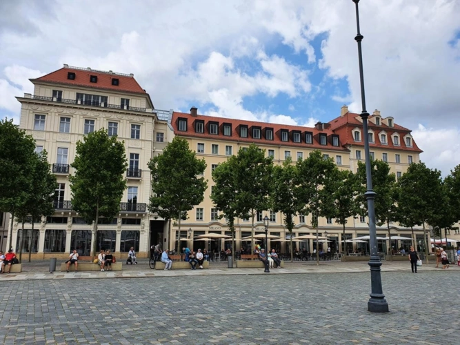 Palais City One