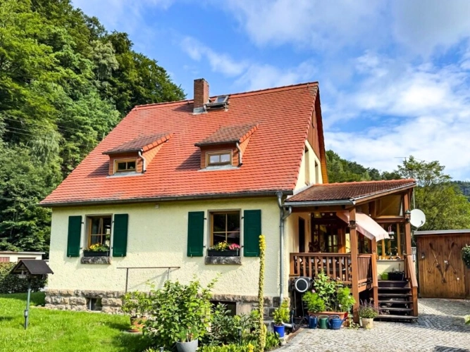 Wohnhaus (1)