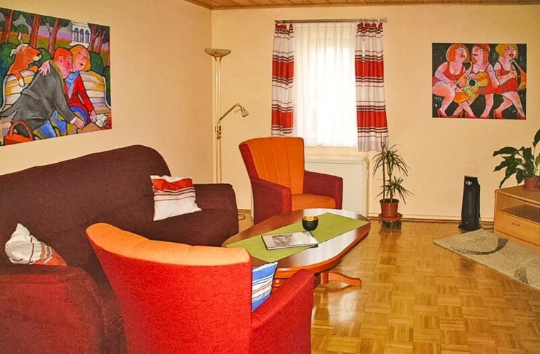 Ferienwohnung 1 OG links
