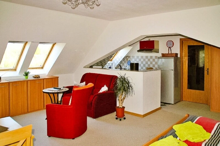 Ferienwohnung 2 OG links