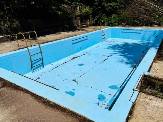 Pool (1)