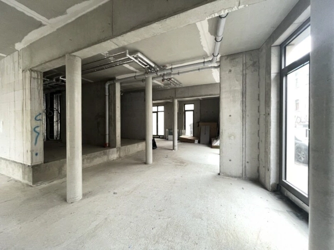 Innenansicht (vor Ausbau)