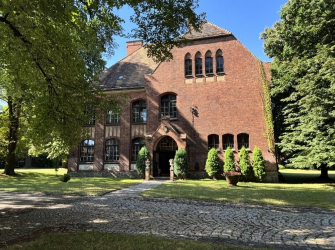 Villa (1)
