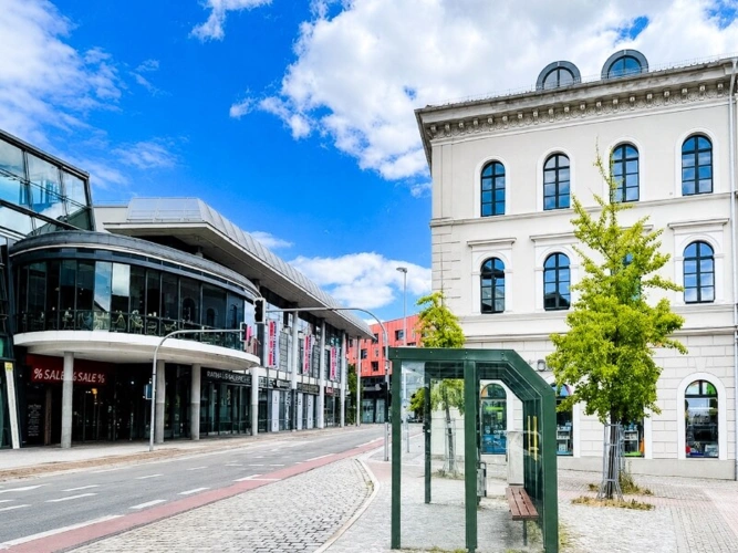 Objektansicht mit Umgebung