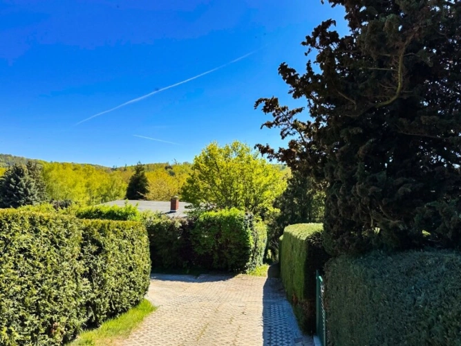Zugang vom Parkplatz (2)