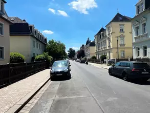 RUHIGES DACHGESCHOSS IN ZWEITER REIHE